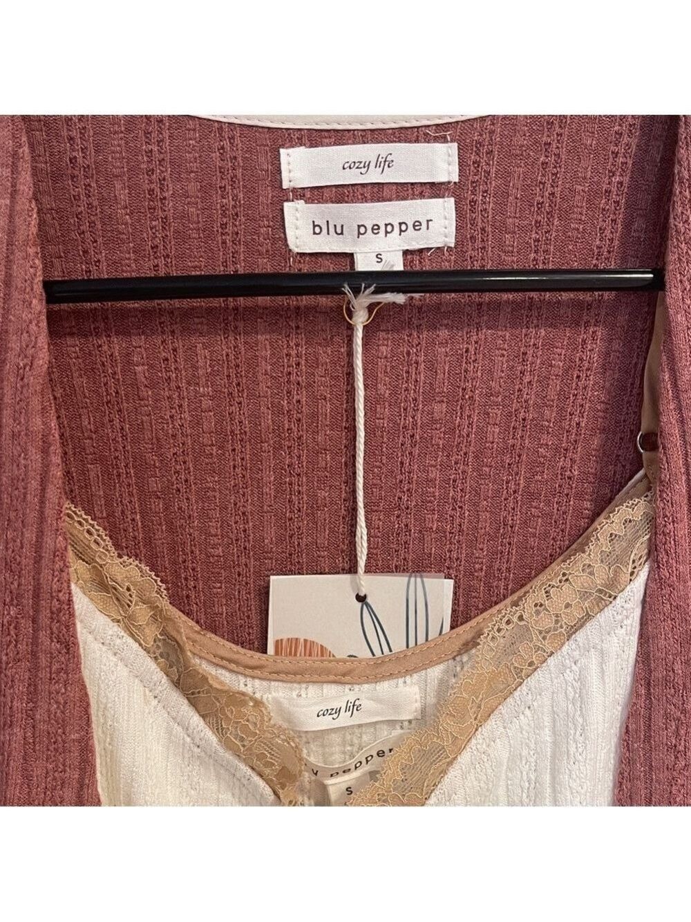 NWT Blu Pepper Mauve Cardigan with Cream Lace Tank Size Small - Picture 2 of 4